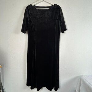 Lands' End Womens Black Velvet Shift Dress Medium 10-12 Short Sleeve Stretch